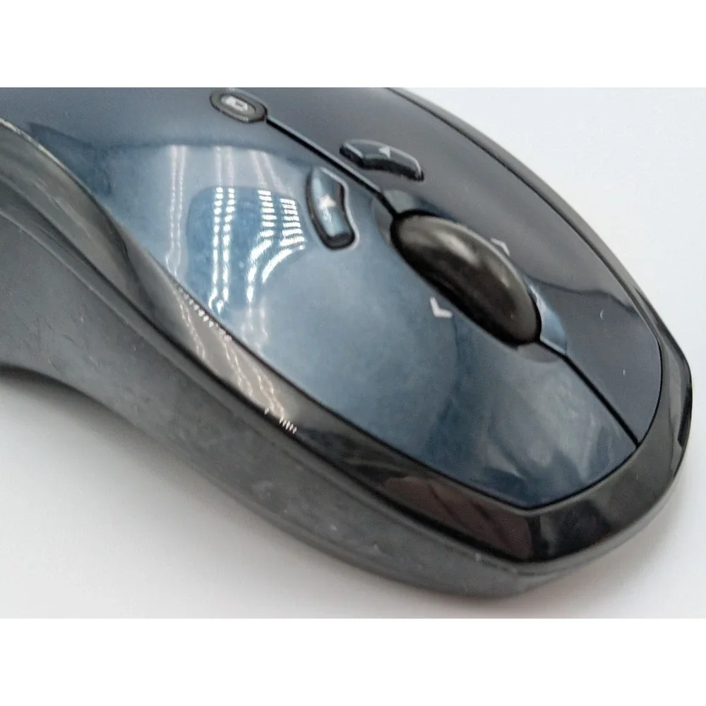 Logitech Invisible Optic Cordless Mouse & Logitech Receiver: C-BL4-MSE